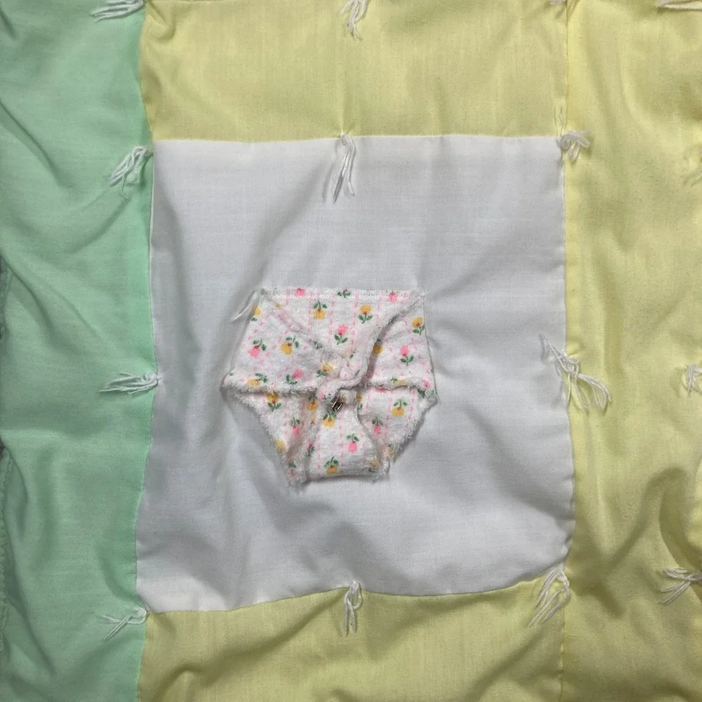 Handmade Vintage Baby Lap‎ Quilt Green Yellow 3D Applique Patchwork Blanket FLAW